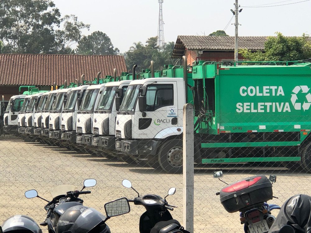 Trabalhadores da coleta de lixo entram em greve em Blumenau