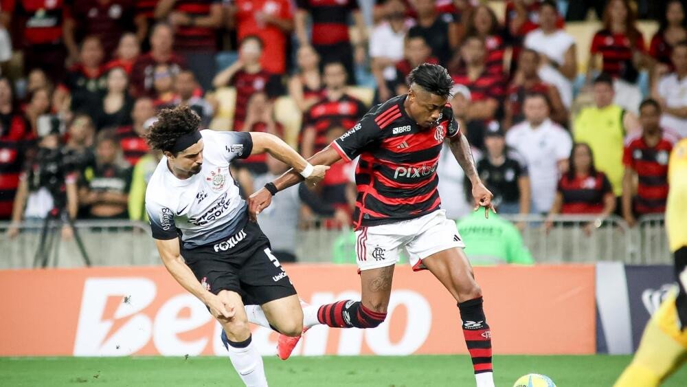 Flamengo e Atlético-MG saem na frente pelas semifinais da Copa do Brasil