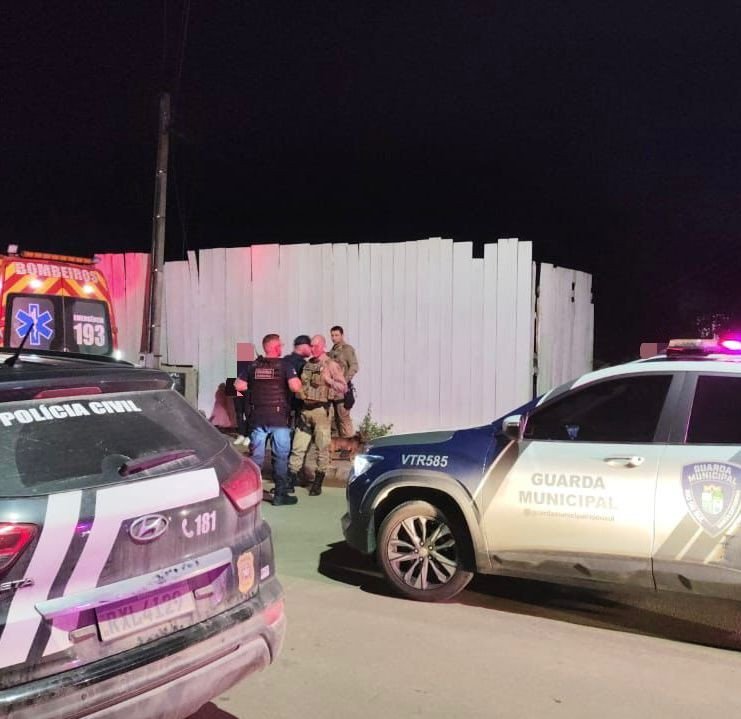 Mulher é presa em flagrante após matar companheiro a facadas em Rio do Sul