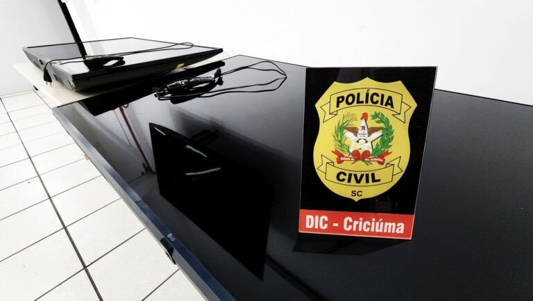 Polícia Civil prende três pessoas e cumpre sete mandados de buscas contra suspeitos de roubo em Criciúma