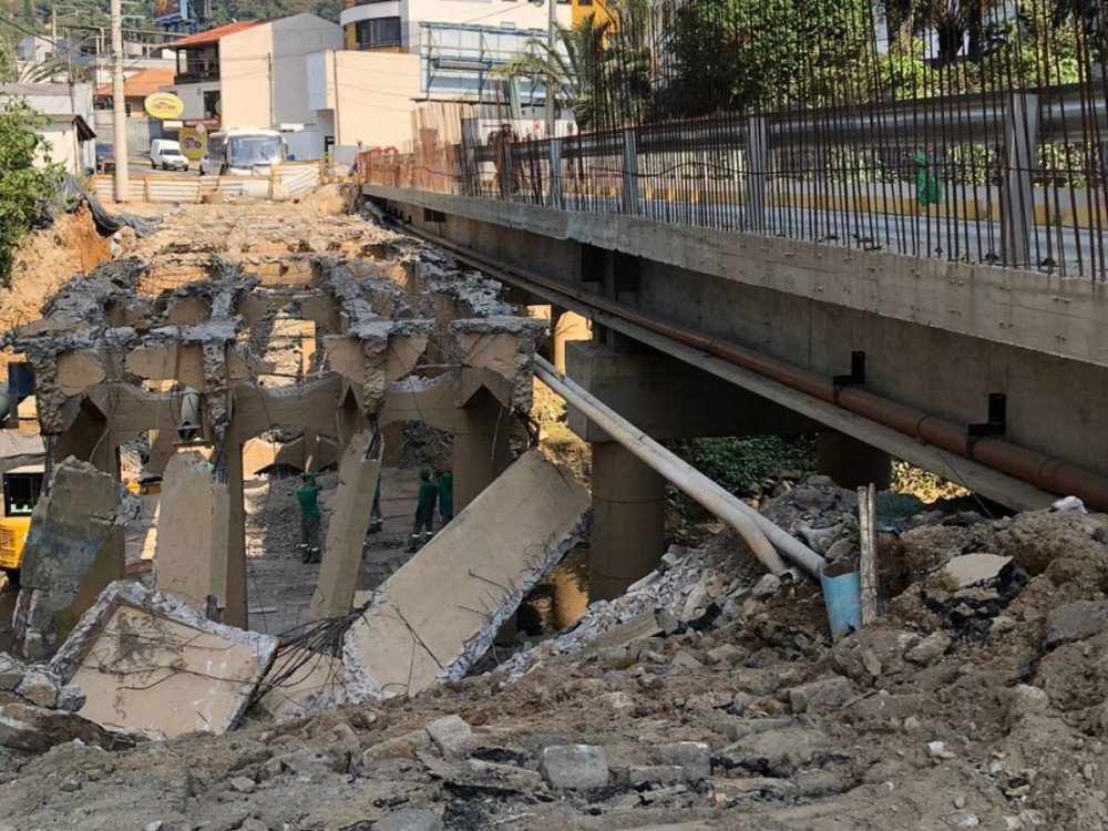 Trânsito na rua Paraíba, em Blumenau, será interditado por 30 dias a partir de segunda-feira