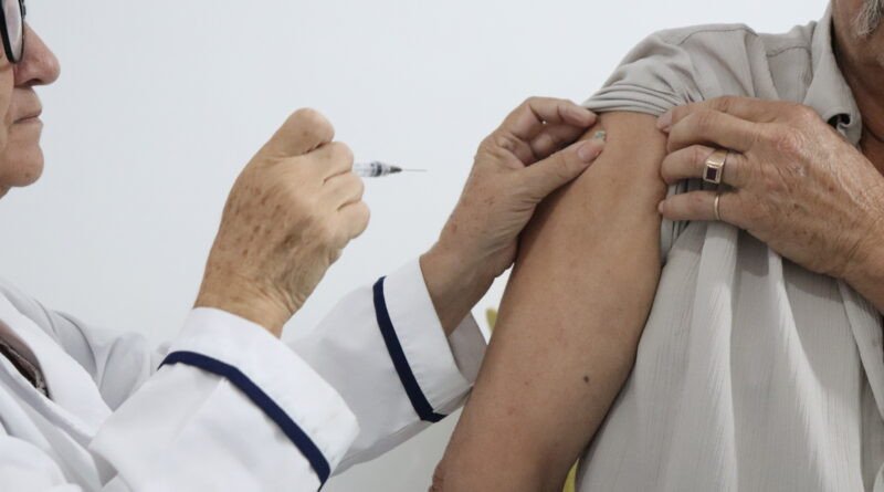 Imunização em Gaspar fica comprometida após falta de vacinas essenciais