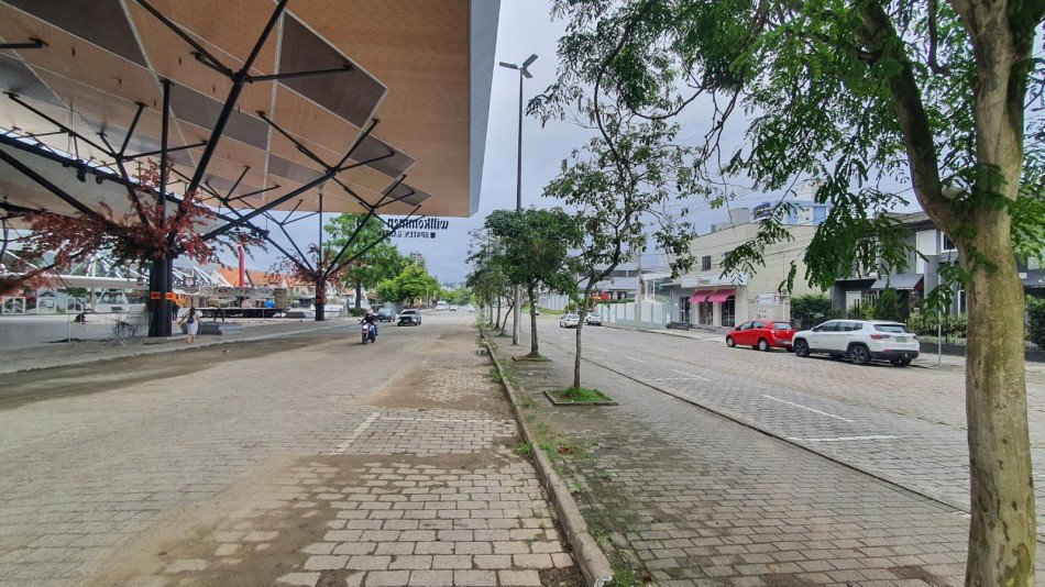 Rua Alberto Stein é totalmente liberada para o trânsito nesta quarta-feira