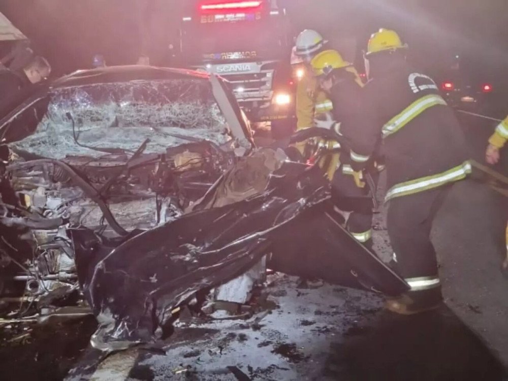 Mulher que morreu em grave acidente na BR-470 em Indaial é identificada