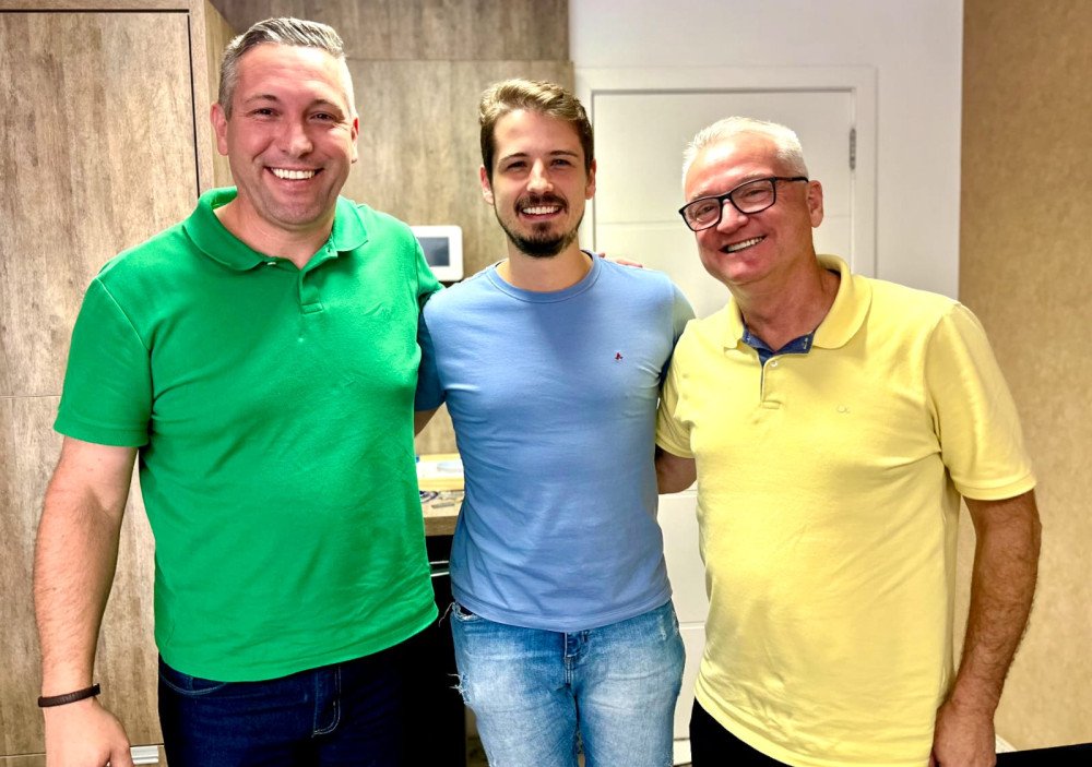 Felipe Rodrigues fará parte da gestão Koerich em Gaspar; jornalista vai assumir comunicação da prefeitura