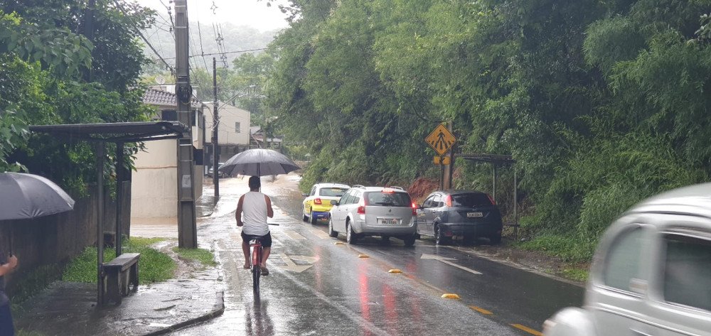 Tempo instável continua em Blumenau nesta sexta-feira