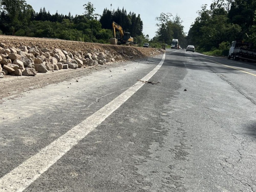 BR-470 tem tráfego alterado para obras de prevenção a alagamentos no Alto Vale; veja em qual trecho