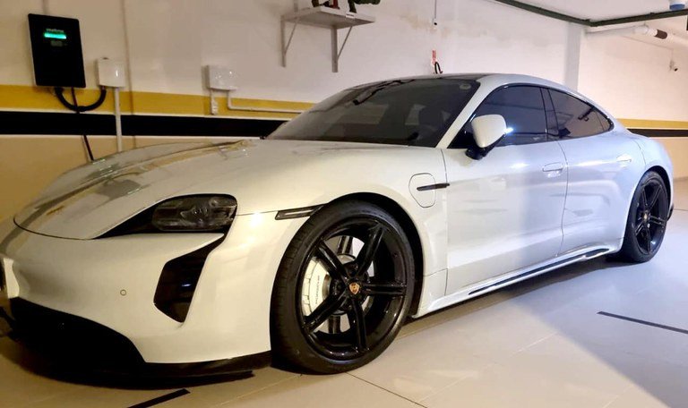 Polícia Federal deflagra operação para combater lavagem de dinheiro em SC