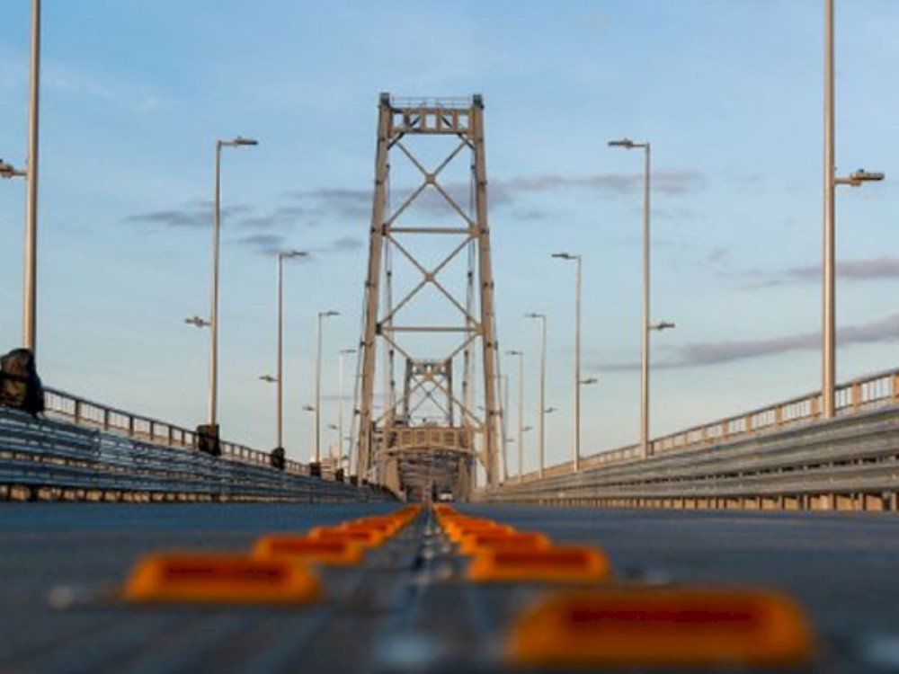 Ponte Hercílio Luz inicia teste de sentido único nesta terça-feira