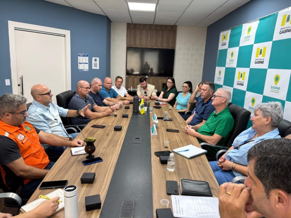 Primeira reunião entre prefeito e secretariado é realizada em Gaspar