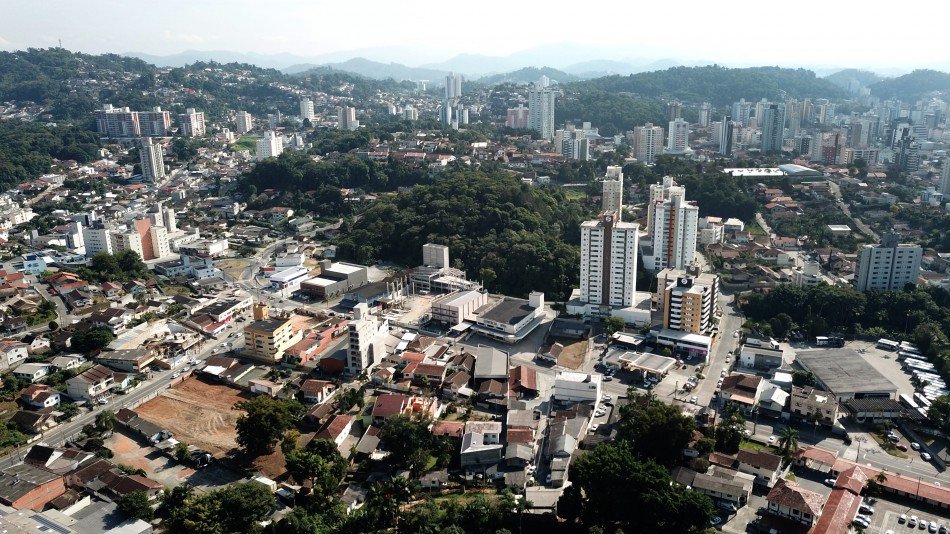 Distribuição de carnês de IPTU 2025 começa na próxima semana em Blumenau