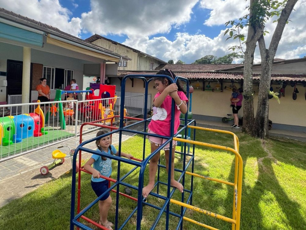 Plantão escolar atende mais de 830 crianças em Indaial durante o recesso até 30 de janeiro