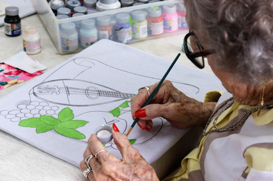 Matrículas para mais de 40 atividades gratuitas para idosos na Pró-Família serão abertas nesta quarta