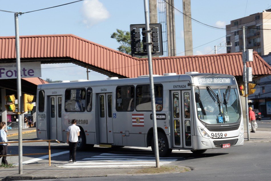 Nove linhas do transporte coletivo de Blumenau recebem ajustes a partir da próxima segunda