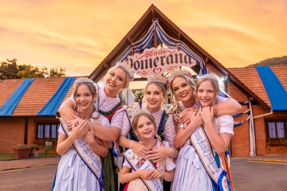 Escolha da nova realeza será uma das últimas atrações da 40ª Festa Pomerana; confira