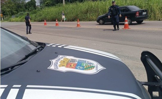 Blumenau: 15 veículos são flagrados sem licenciamento durante fiscalização da Guarda Municipal de Trânsito