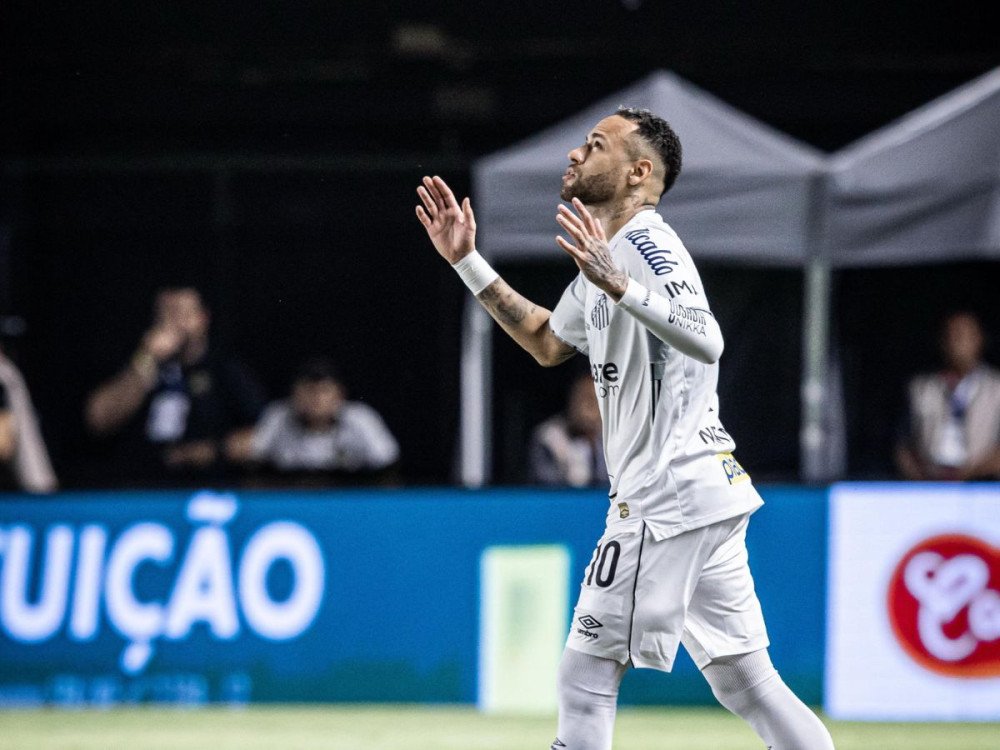 Neymar reestreia, mas Santos empata com o Botafogo-SP