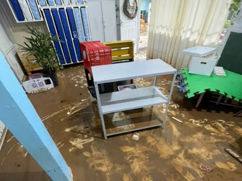 CEI Paulo Freire suspende aulas após ser atingido por enxurrada em Blumenau