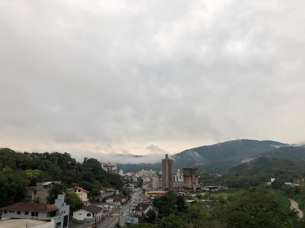 Semana será de chuva intensa e temporais em SC, alerta Defesa Civil