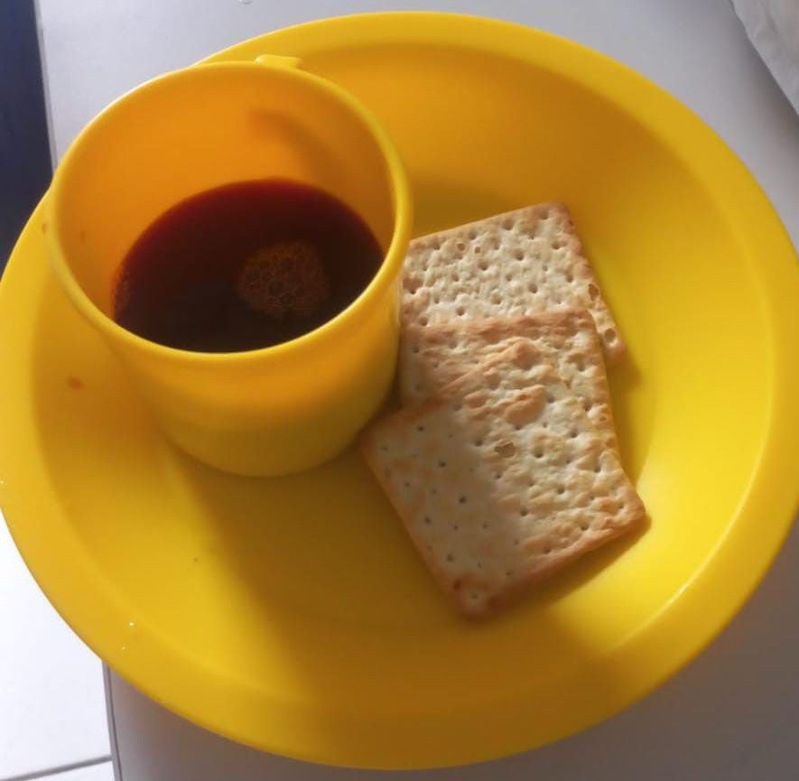 Estudantes de Blumenau recebem material escolar, mas merenda ainda é um problema nas escolas