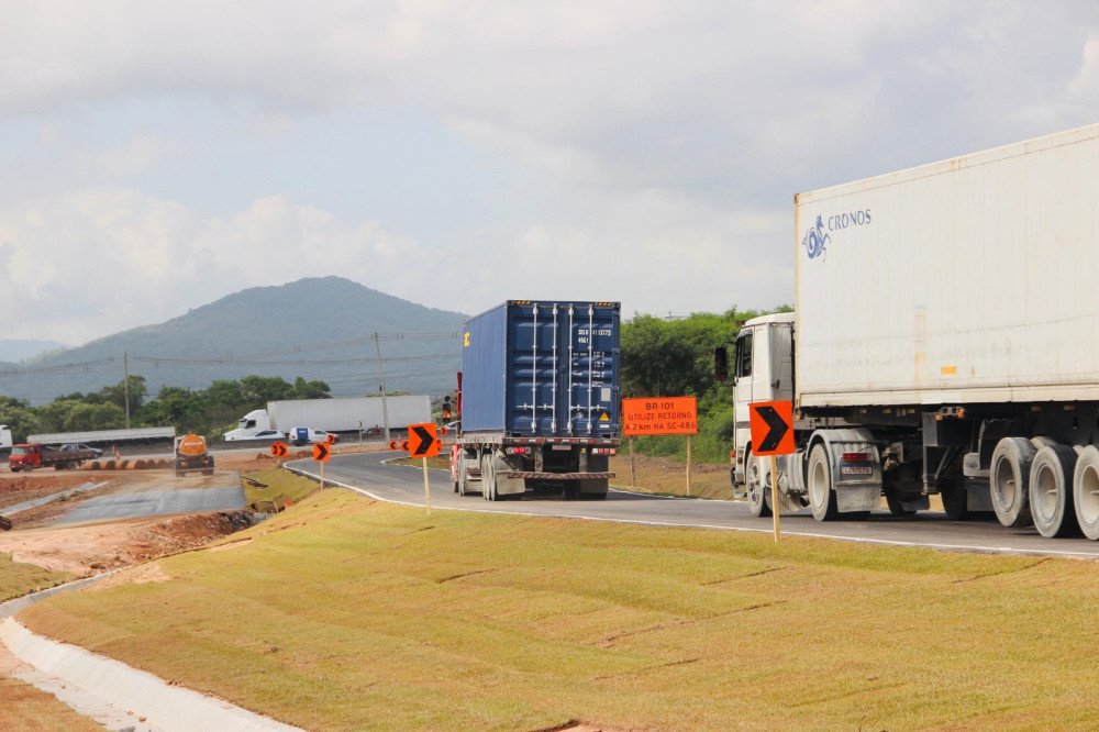 Duas alças de acesso entre a BR-101 e a Rodovia Antônio Heil são liberadas em Itajaí