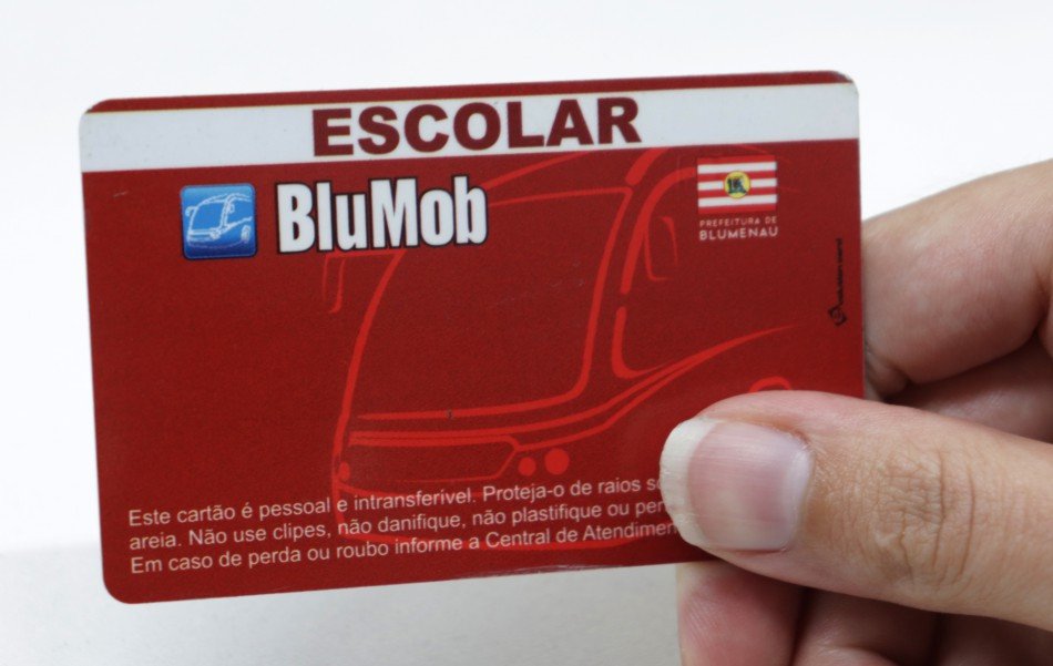 Estudantes de Blumenau têm até fim de março para recadastrar o cartão do transporte coletivo