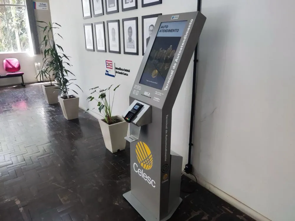 Celesc de Blumenau conta com totem de autoatendimento em busca de mais agilidade