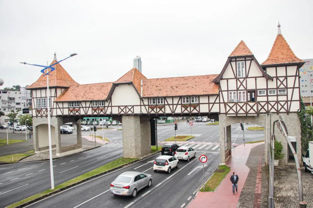 Saiba como destinar parte do Imposto de Renda para ajudar entidades de Blumenau