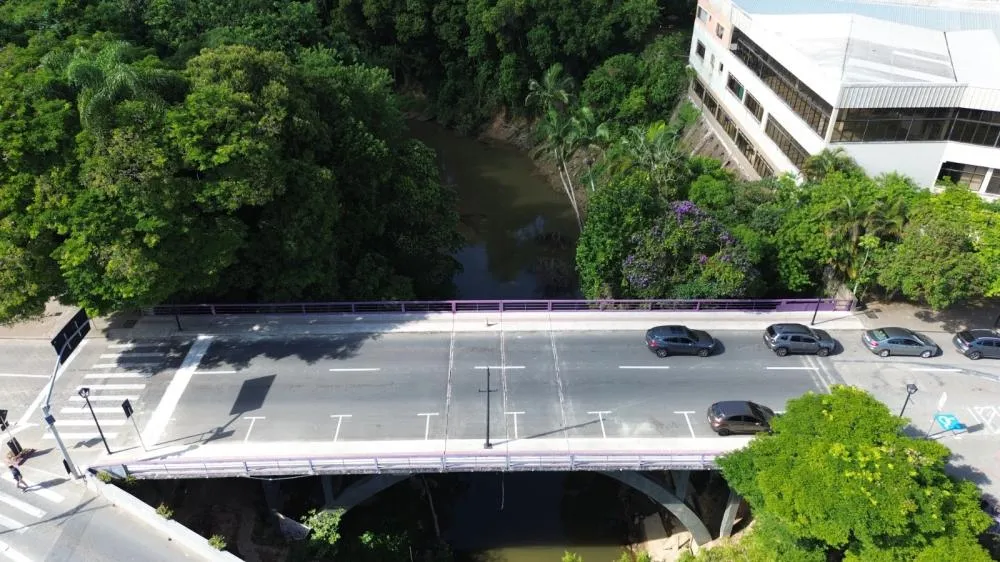 Trânsito ficará fechado na Ponte Desembargador Pedro Silva, em Blumenau, para continuação das obras a partir desta sexta-feira