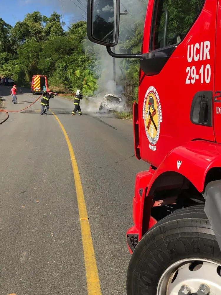“Nós doamos nosso tempo para ajudar o próximo”; SC tem 32 corporações de Bombeiros Voluntários