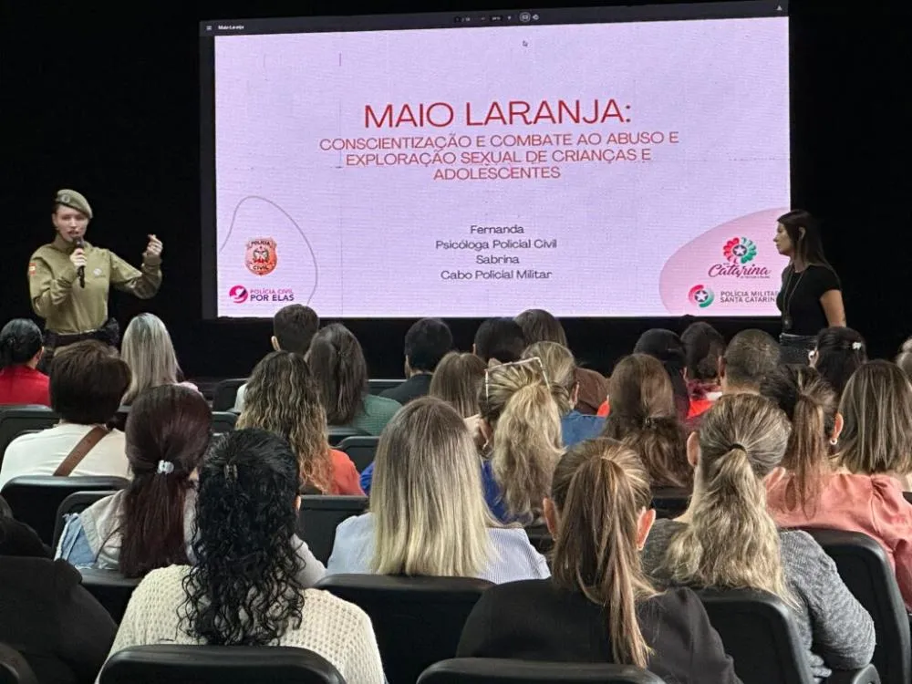 Educadores da rede municipal de Gaspar participam de palestras sobre o combate ao abuso infantil