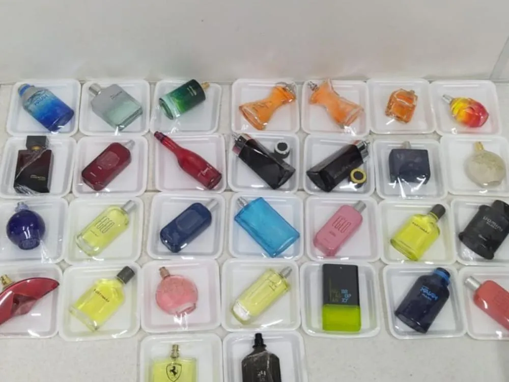 Homem é preso por vender perfumes falsificados no Centro de Blumenau