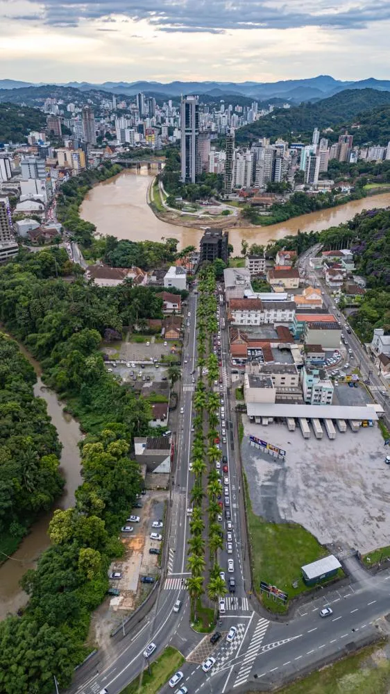 Blumenau terá mudanças no trânsito neste fim de semana devido a eventos esportivos; confira