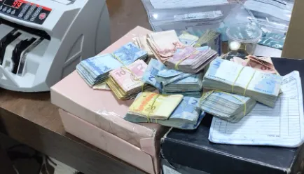 Operação contra fraudes em licitações mira 19 cidades de SC