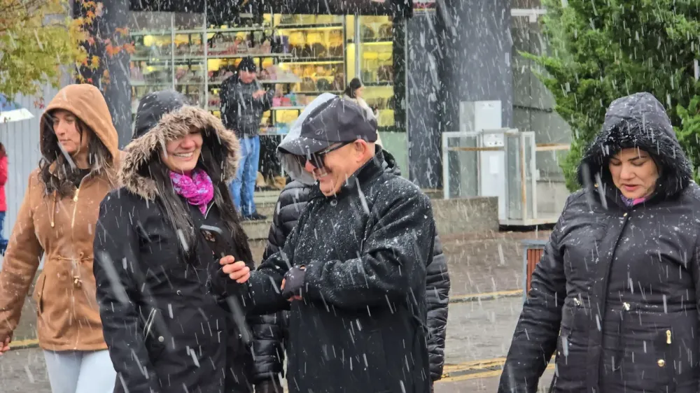 Neve é registrada em Urupema, São Joaquim e Bom Jardim da Serra; veja imagens