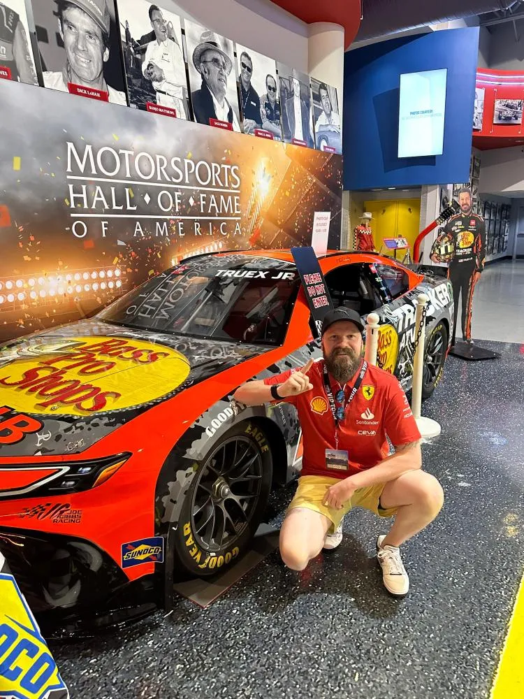 De Blumenau para o mundo do esporte a motor — Uma paixão que agora vira coluna no Portal AJ