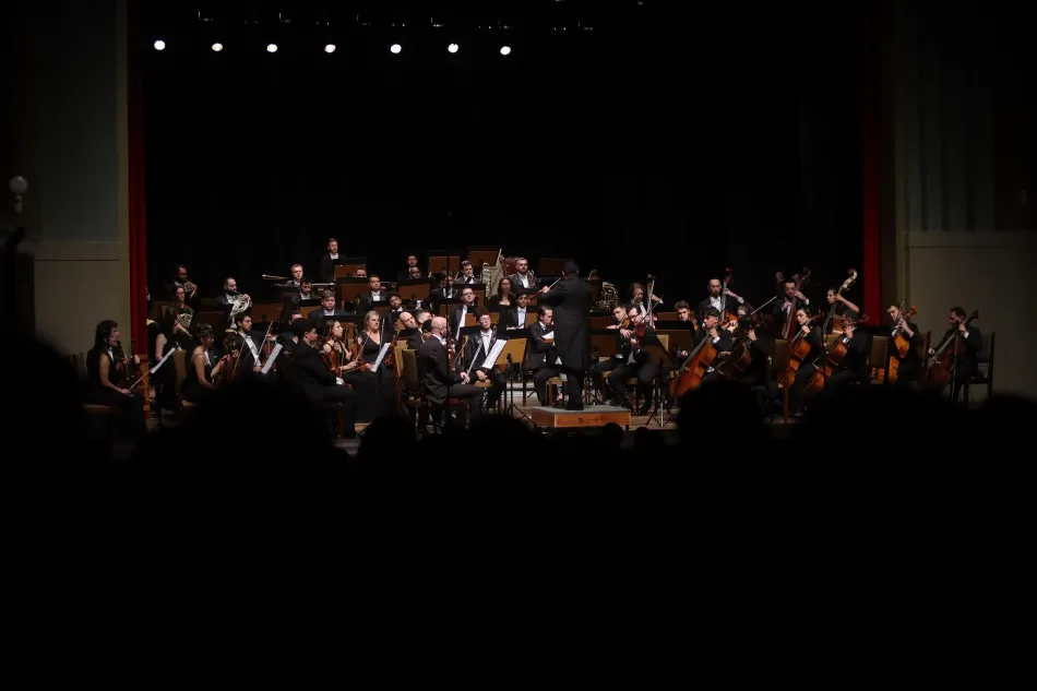 Música clássica na festa do chope? Orquestra Blumenau Filarmônica entra na programação da Oktoberfest 2025