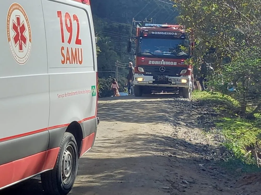 Motorista atropela família e foge do local em Rio do Sul