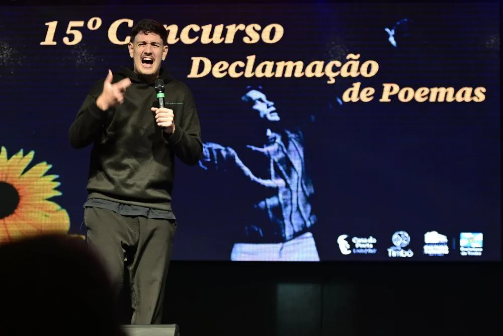 “Construindo pontes, vozes e versos”: saiba como foi a 19ª edição da Feira do Livro de Timbó 