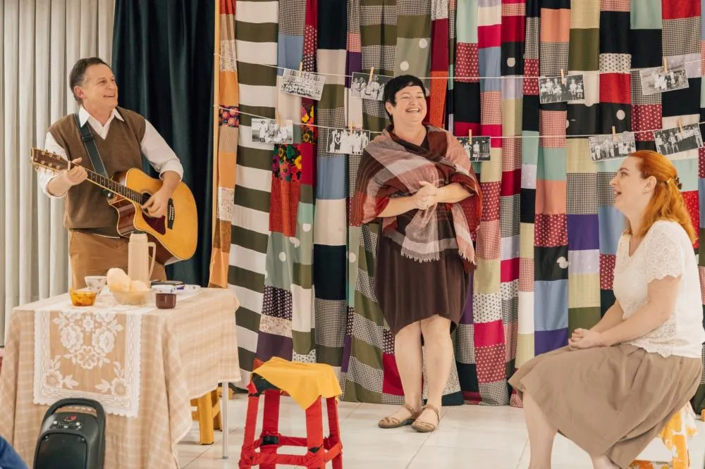 Patricia Souza, Emiliano de Souza e Lieza Neves estão no elenco de Vozes e Memória. Foto: Jaqueline Silva