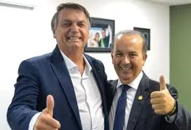 Casal Bolsonaro com Jorginho em Santa Catarina