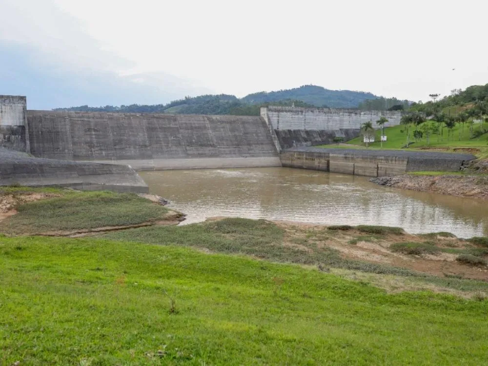 Decisões seguem critérios técnicos rigorosos baseados em dados hidrológicos e meteorológicos em tempo real. Foto: Divulgação