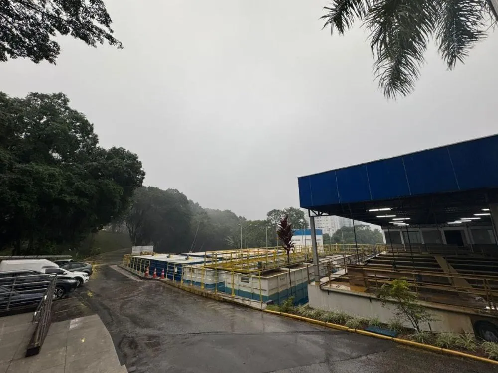 Chuvas aumentam turbidez do Rio Itajaí-Mirim e Samae pede uso consciente da água em Brusque
