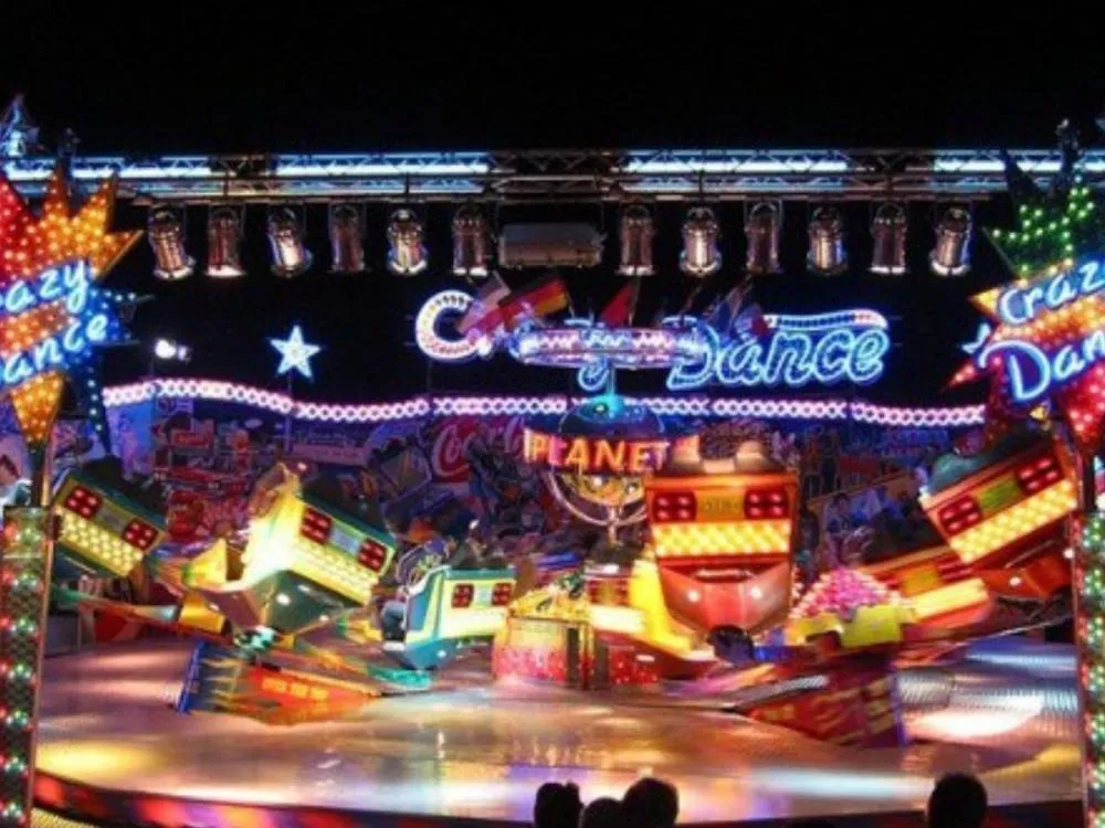 Clássicos dos anos 80 e 90 voltam à Oktoberfest Blumenau com parque ao lado do Galegão