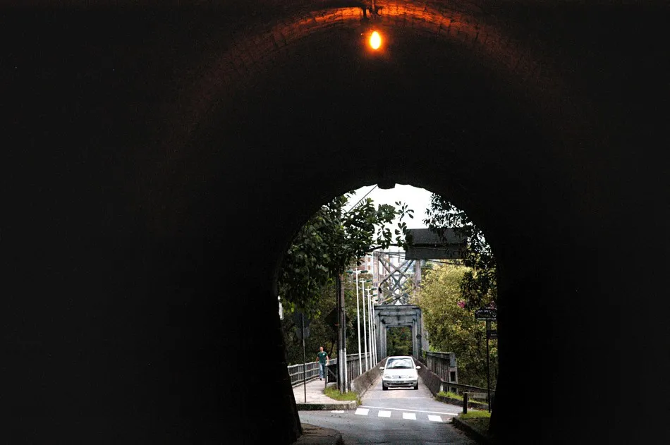 Túnel da Ponte de Ferro terá interdição para manutenção neste sábado em Blumenau