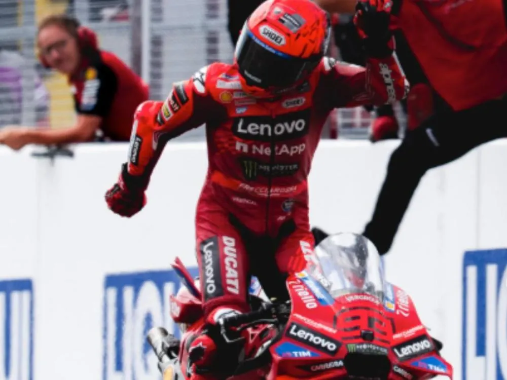 Marquez domina Sachsenring e conquista 4ª vitória consecutiva