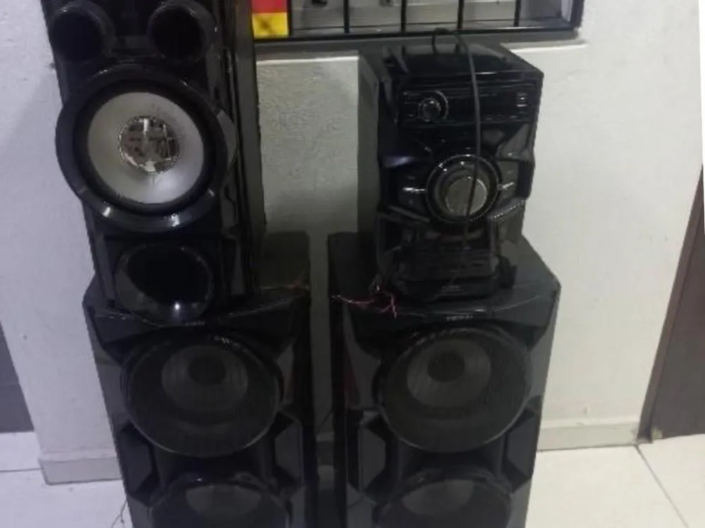 Polícia apreende equipamentos de som após duas ocorrências de perturbação do sossego em Blumenau