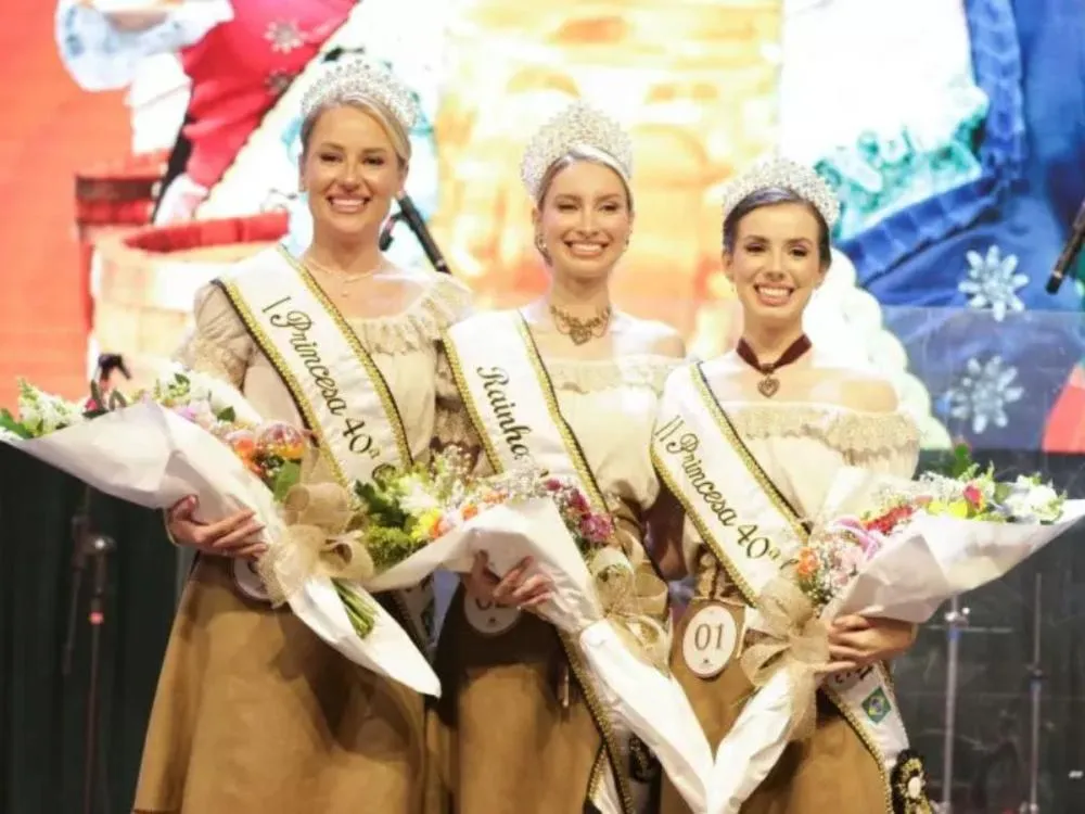 Nova regra da Oktoberfest Blumenau impede retorno de ex-rainhas e princesas ao concurso da realeza