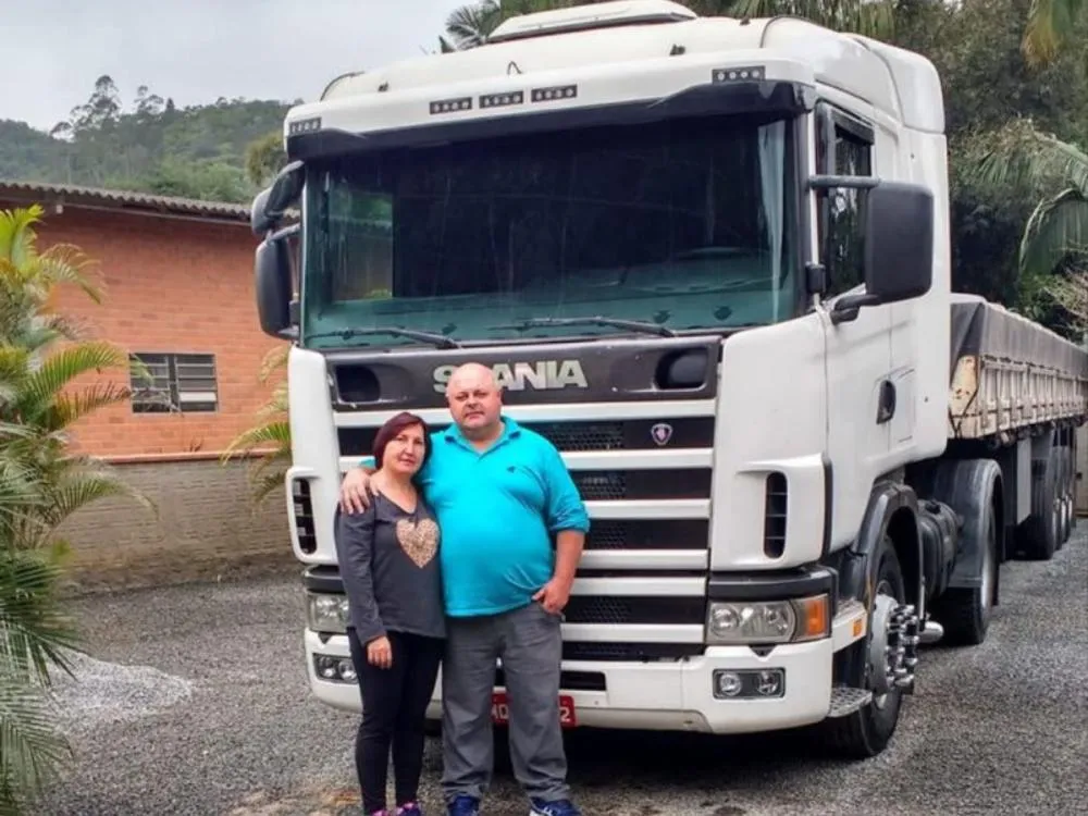 “Vai abrir mão de muitas coisas”: Dia do Motorista lembra rotina dura dos profissionais da estrada 