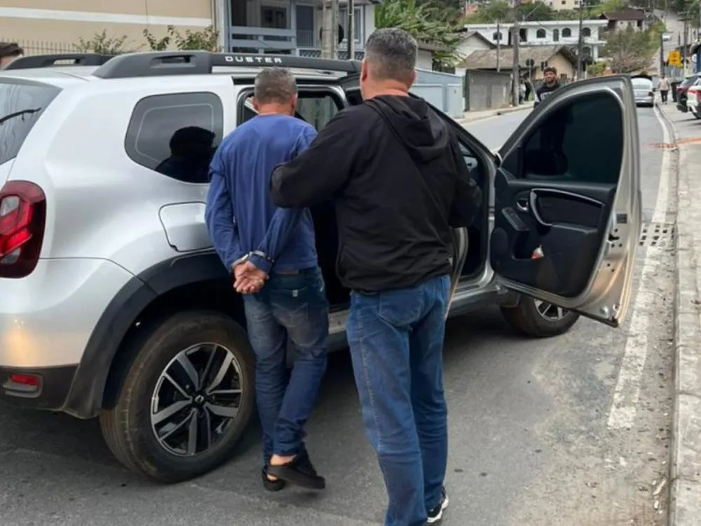Homem condenado a mais de 9 anos por estupro é preso em Blumenau após fugir da Paraíba